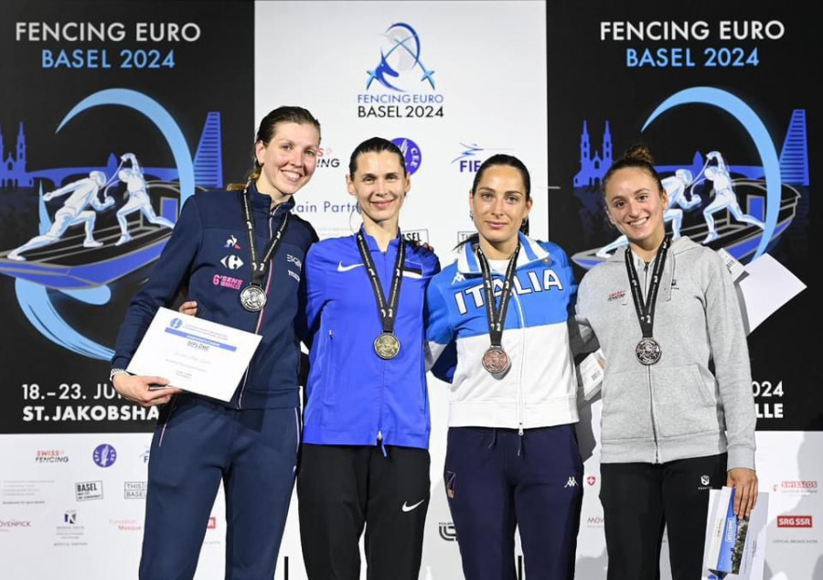 Basel_d1_womens_epee1