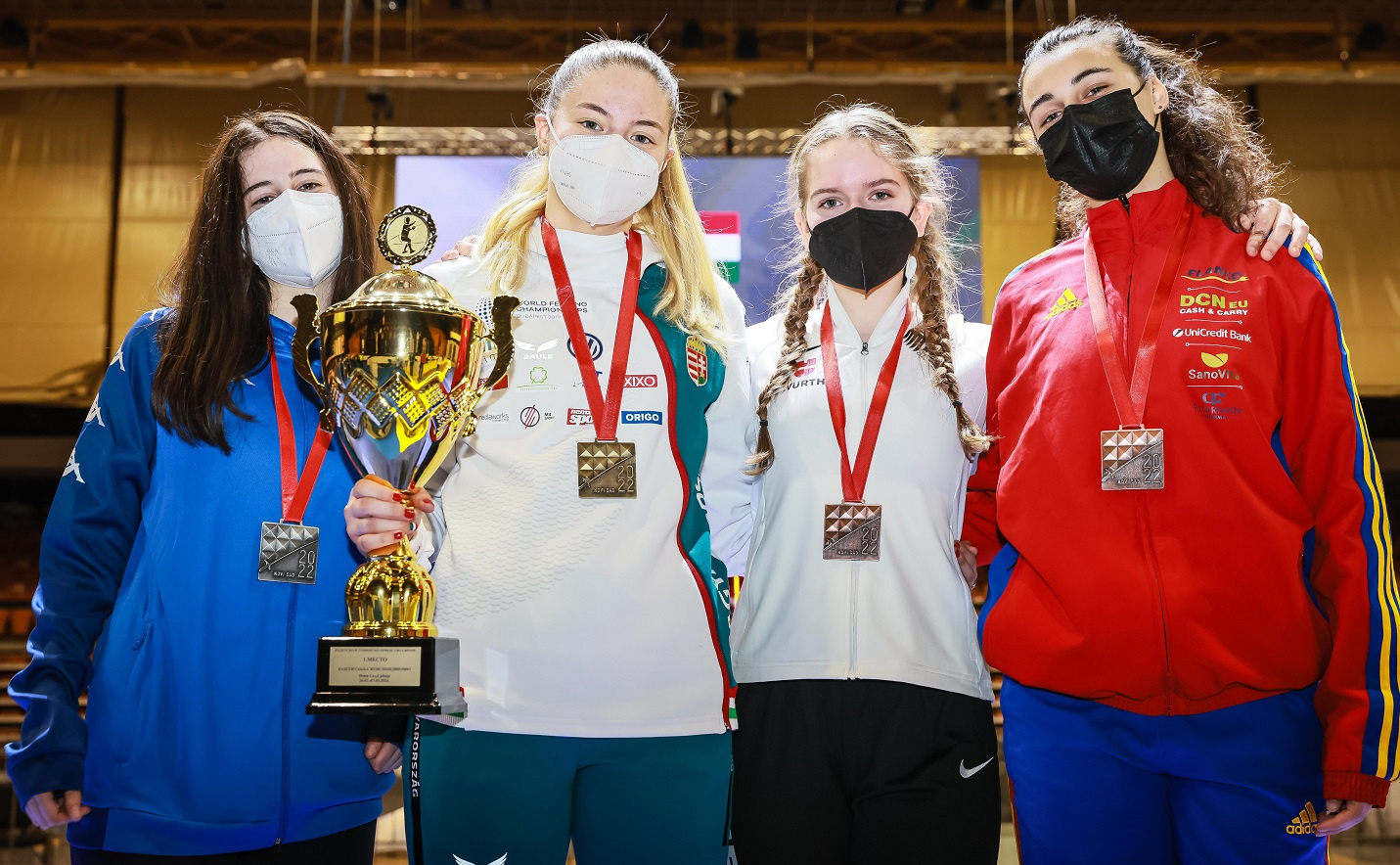 SPIESZ CLAIMS WOMEN’S SABRE CROWN